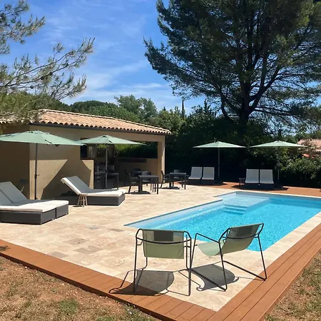 Les Maisons De Loup A Loup Bed & Breakfast *