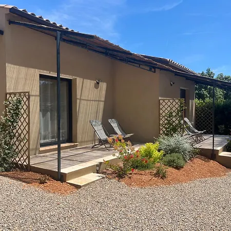Les Maisons De Loup A Loup Bed & Breakfast *